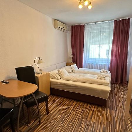 Hermina Apartmanok Westend Будапеща Екстериор снимка